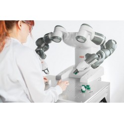 ABB'nin YuMi robot çözümü, özellikle insanların ve robotların güvenli bir şekilde birlikte çalıştığı yeni inovatif yardımcı üretim çözümlerinin önünü açıyor ABB'nin YuMi robot çözümü, özellikle insanların ve robotların güvenli bir şekilde birlikte çalıştığı yeni inovatif yardımcı üretim çözümlerinin önünü açıyor