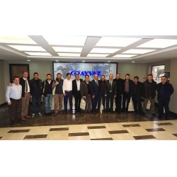 Ayvaz, Kayseri’nin önde gelen fabrikalarının teknik temsilcilerini Hadımköy’deki tesislerinde ağırladı. Ayvaz, Kayseri’nin önde gelen fabrikalarının teknik temsilcilerini Hadımköy’deki tesislerinde ağırladı.