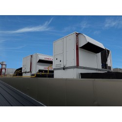 LENNOX Paket Klimaların üfleme ve emiş fanları standart olarak değişken devirli olduğundan kısmi yüklerdeki enerji tüketimleri de azaltılabiliyor. LENNOX Paket Klimaların üfleme ve emiş fanları standart olarak değişken devirli olduğundan kısmi yüklerdeki enerji tüketimleri de azaltılabiliyor.