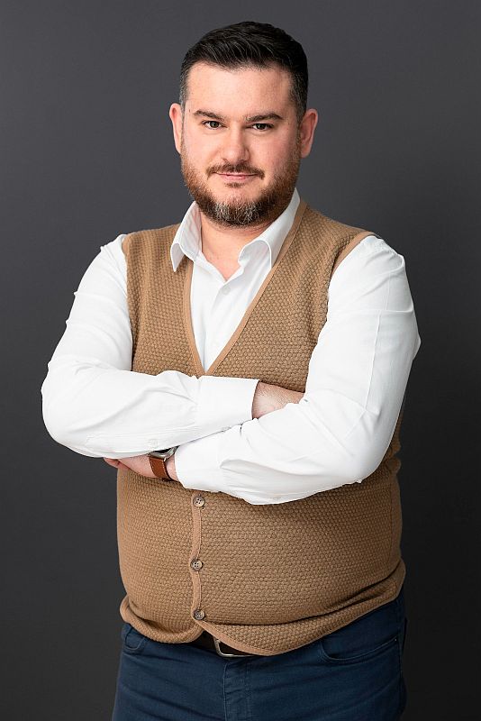 Gree Klima’nın Türkiye Temsilcisi TLC Klima’nın Satış Direktörü Gökhan Külahi, “Geçen yıla göre klima pazarının %35 büyüyeceğini öngörüyoruz. Gree Klima olarak bu yaz satışlarımızı, geçen yılın aynı döneminde göre 2 kat artırdık.” dedi.