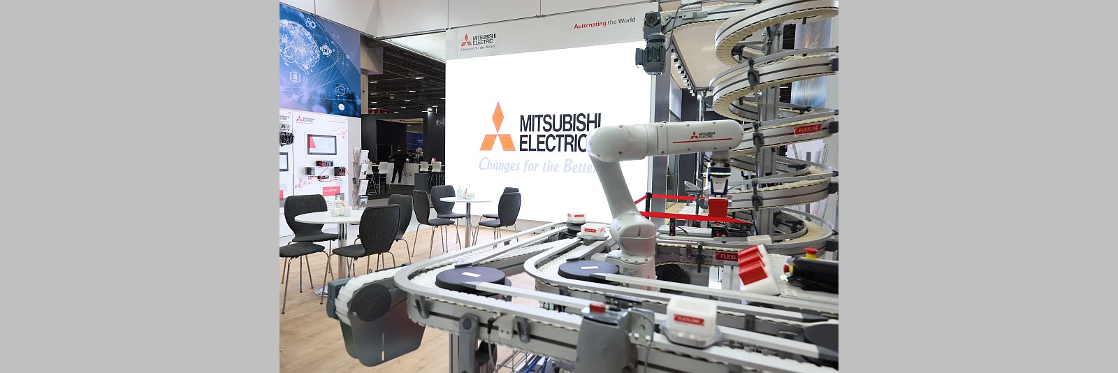 Mitsubishi Electric Türkiye Fabrika Otomasyon Sistemleri, Robot Yatırımları Zirvesi ve Sergisi'nde büyük ilgi gördü