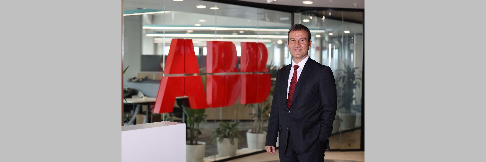ABB Elektrifikasyon İş Birimi Satış ve Dağıtım Çözümleri Ülke Yöneticisi Cihan Üret