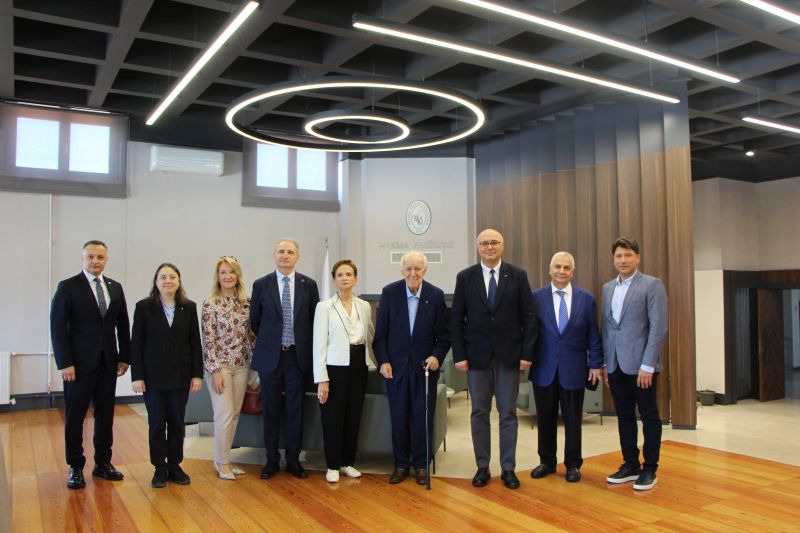 İTÜ Makina Fakültesi Bedi Korun Bilgisayar Laboratuvarı Öğrencilerle Buluşmaya Hazır